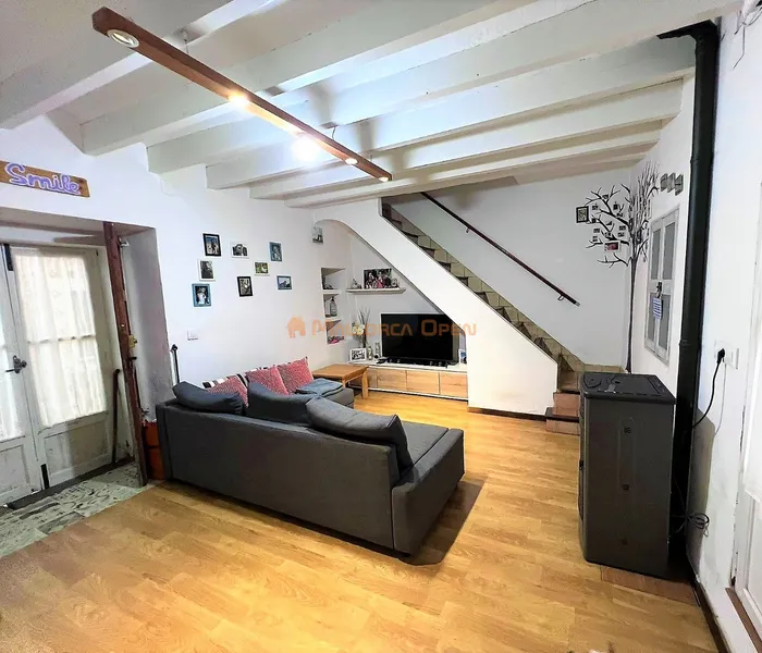 Charming village house in Esporles — photo 1