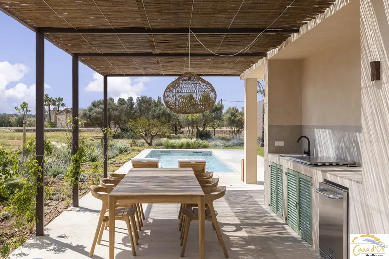 Contemporary Luxury Finca with Saltwater Pool and Panoramic Views near Es Trenc — photo 7
