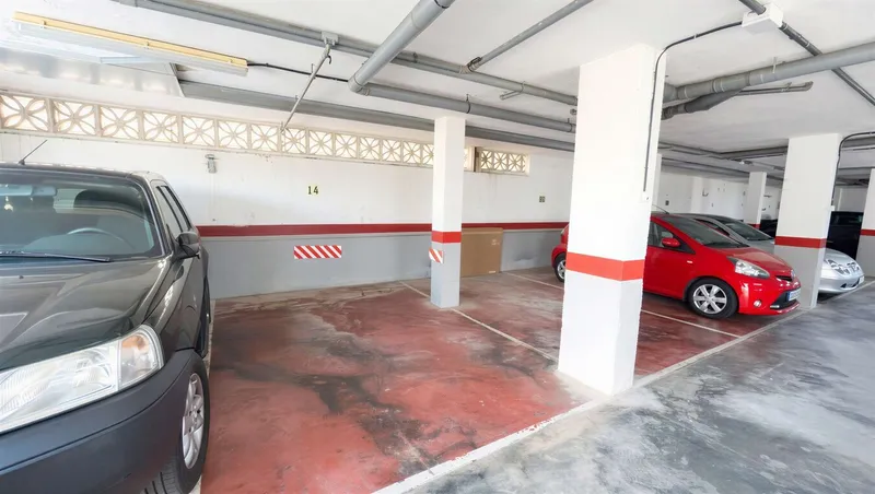 Secure Parking: Underground Parking Space in a Prime Location — photo 2