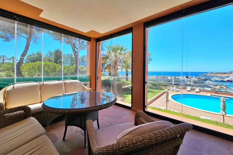 Apartment directly at the Port Adriano marina — photo 1