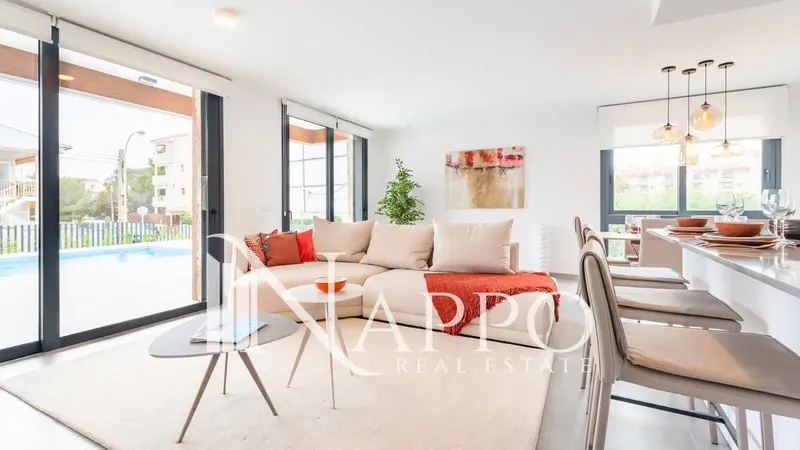 Nappo Real Estate tiene el placer de presentaros este exclusivo chalet adosado de obra nueva con jardín y terrazas privadas, ubicado a tan s — photo 4