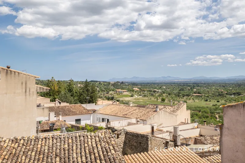 Stone house with character with fine views — photo 3