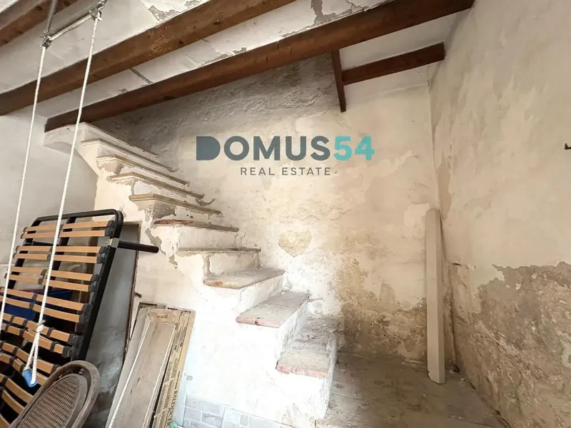 Imagine a property with unlimited space. Located in Muro, this house to be fully renovated presents itself as the opportunity — photo 5