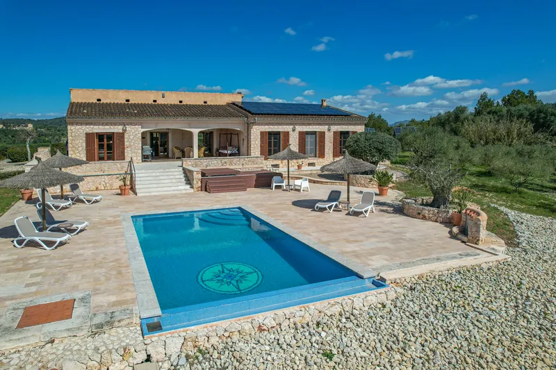 Excellent natural stone finca with outstanding outdoor area and rental license – Porto Cristo — photo 11