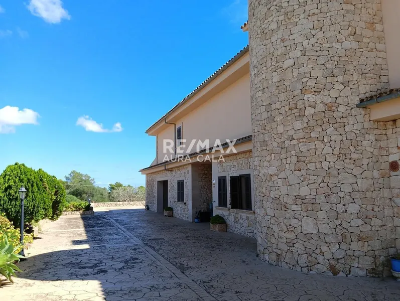 Detached Villa — photo 9