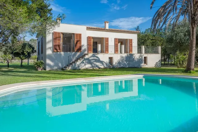 Renovated villa with holiday license, walking distance to Pollensa old town centre, Mallorca — photo 1