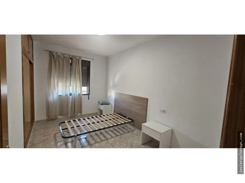 Flat for rent on Calle de Sant Rafel — photo 8