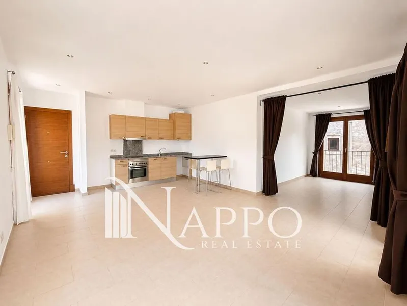 Flat / apartment for sale in Calle dels Apuntadors — photo 1