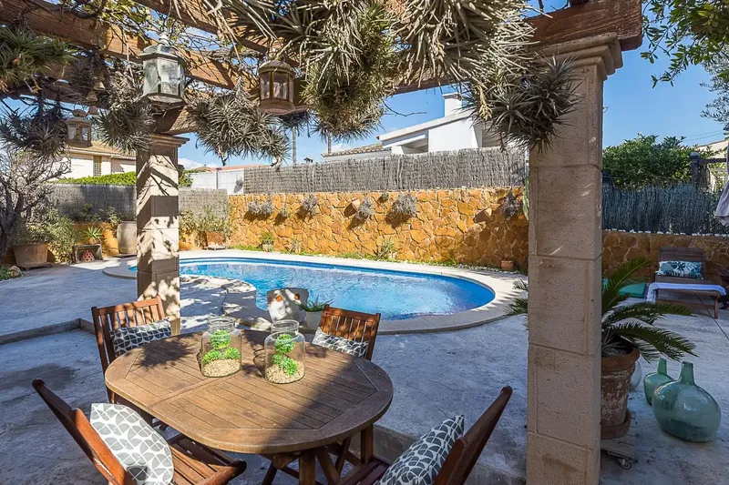 In the quiet area of Son Ferrer, just 5 minutes from the exclusive marina PORT ADRIANO in Calvià, with a fantastic green lung — photo 4