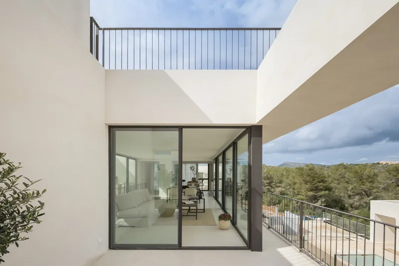 Villa in Cala Murada - Pool terrace with sun deck — photo 4