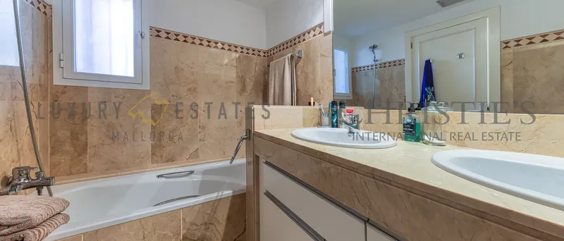 Port Andratx apartment with sea views, large terrace and garden in Dalt Andratx — photo 12