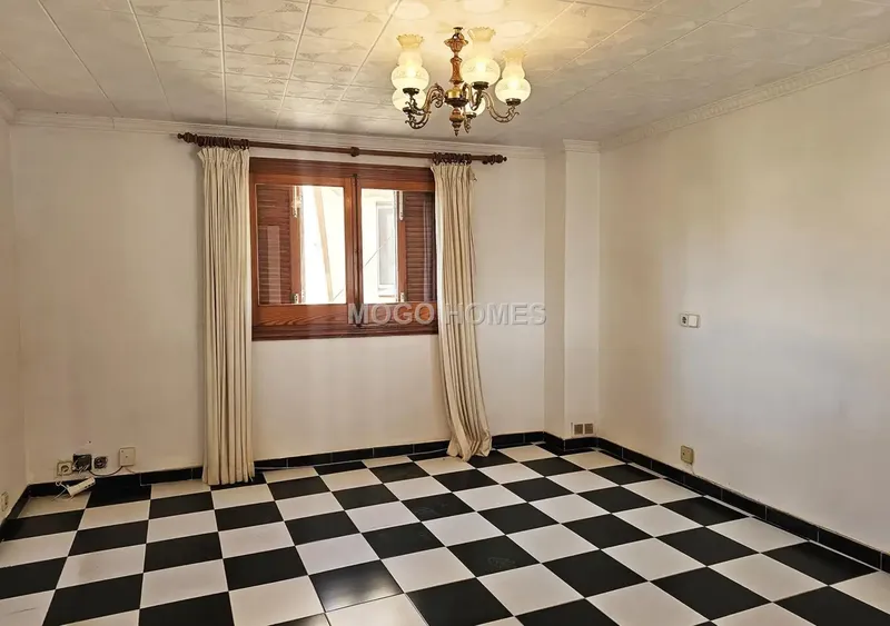 Real estate complex for sale in the village of Alaró, consisting of two physically independent village houses, currently registered as — photo 9