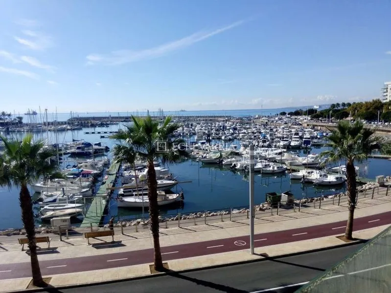 Flat / apartment for sale in Calle Joan Maragall — photo 1
