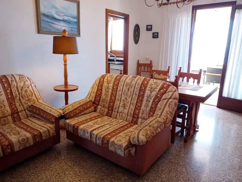 IA-104 4-bedroom apartment on the first line of the sea — photo 6