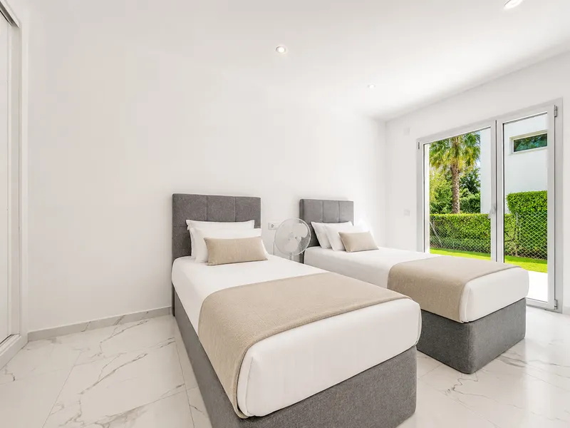 Modern apartment with garden for sale in Nova Santa Ponsa — photo 12