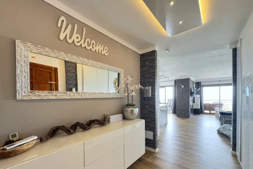 Cala Millor , 2-bedroom apartment on the 5th floor, directly on the beach in Cala Millor — photo 2