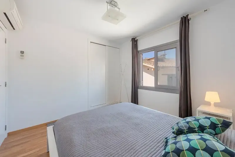 Bright and cozy top-floor apartment ideally located just one block from the stunning beach of Puerto de Alcúdia — photo 12