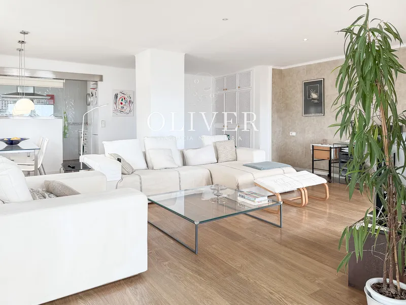 Spacious flat with direct sea views in Cala Mayor — photo 10