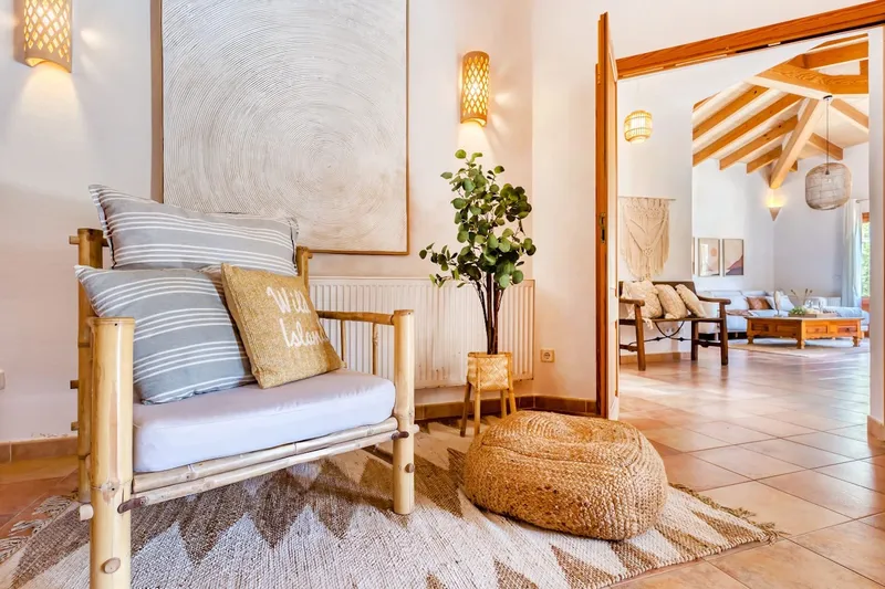 Mediterranean villa with sea views near Mondragó Nature Park — photo 9