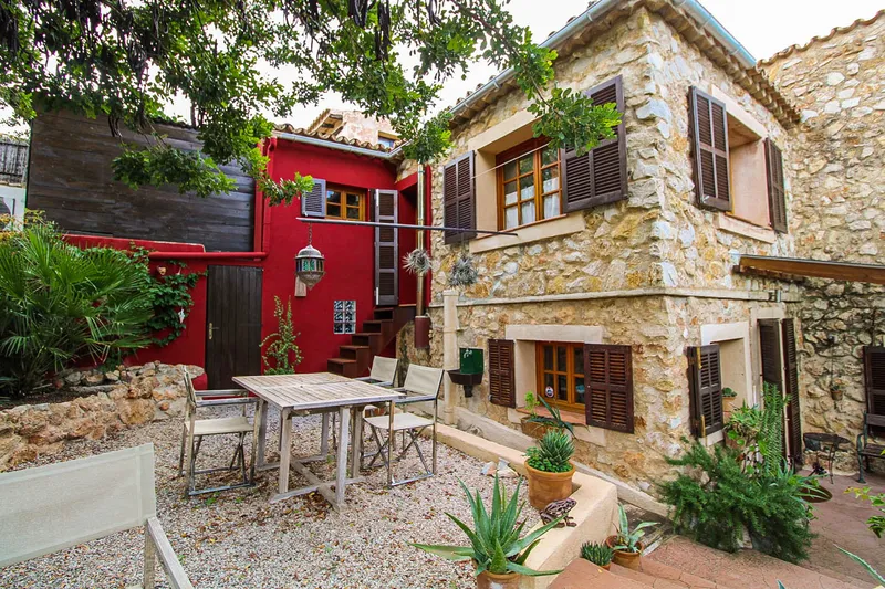 Ref. 2433C – Andratx – Beautiful village house with garden and pool — photo 1