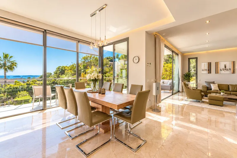 Moderne Meerblick-Villa mit Ferienvermietungslizenz — photo 6