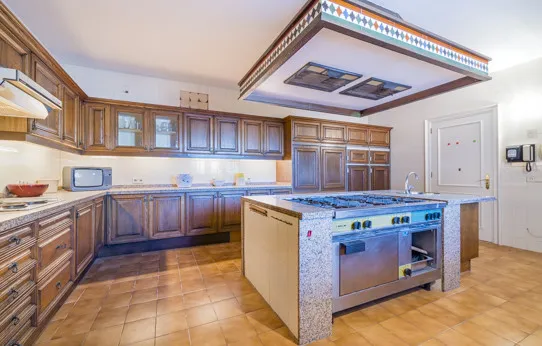 Impressive property in Marrakech style - Marcel Remus Real Estate — photo 9