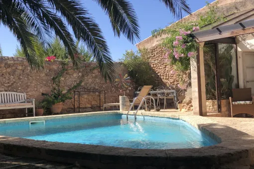 Santa Eugenia, old individual village house in Santa Eugenia, 250 square meters, pool, available from [redacted] — photo 1