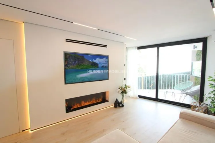 Apartment Sea Front Santa Ponsa for Sale — photo 12