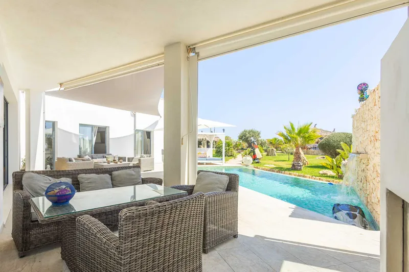 Modern and sunny villa with beautiful sea views located just minutes from Cala LLombards — photo 5