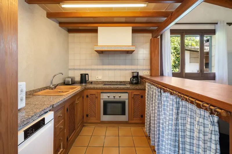 Near the Golf de Pollença is this finca with vacation rental license, with 138 m2 built on a plot of approx. 2.20 — photo 8