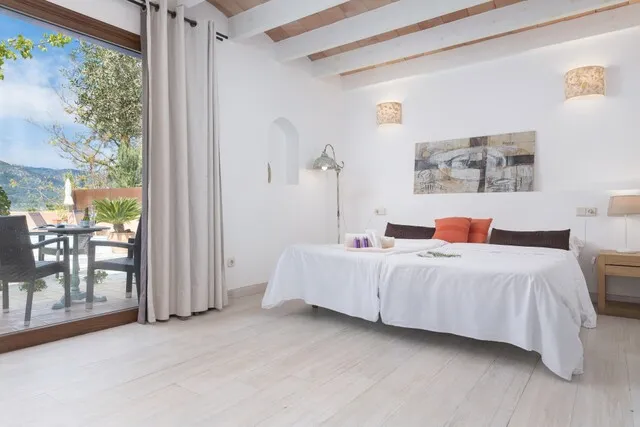 Charming village house with pool and rental licence in Moscari, Majorca — photo 10