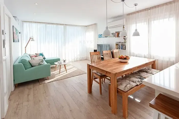 Piso en alquiler de 2 habitaciones, Ponent, Son Dureta — photo 1