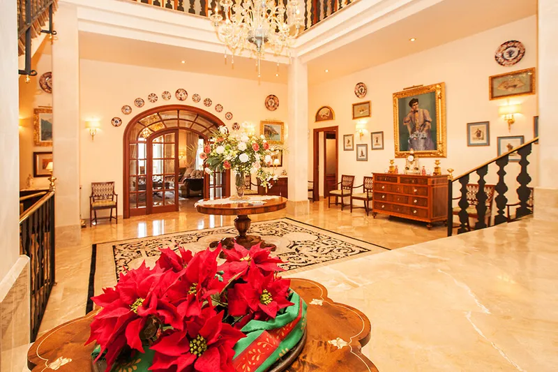First Line Palace Style Villa with Swimming Pool and Amazing Sea Views in the Sought-after Area of Son Veri Nou — photo 7