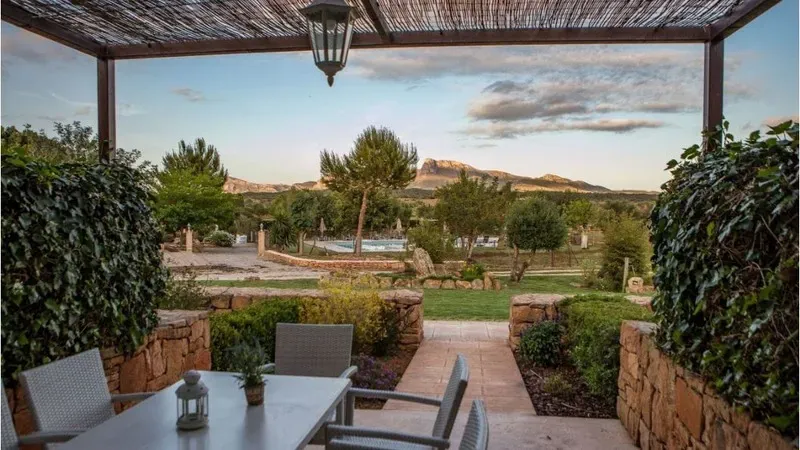 Rustic hotel close to the sea for sale in an unspoilt area close to Alcudia in Majorca — photo 3