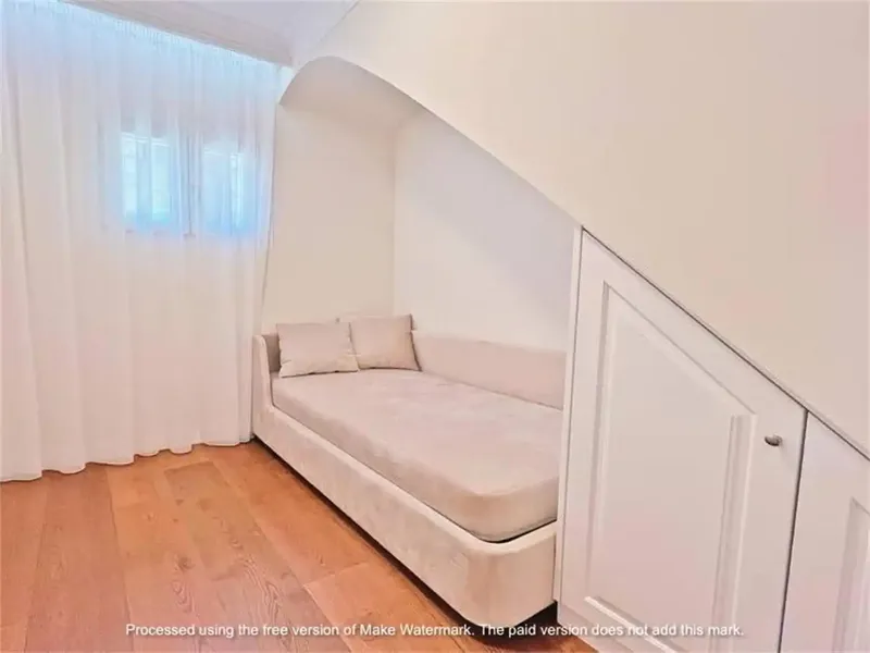 Stunning Two-Bedroom Apartment with Panoramic Views in the Heart of La Lonja — photo 9