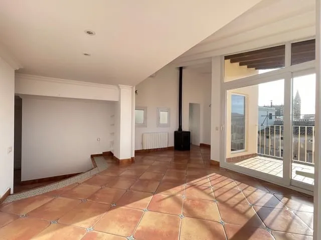 Apartment for rent in Cort, Palma de Mallorca — photo 1
