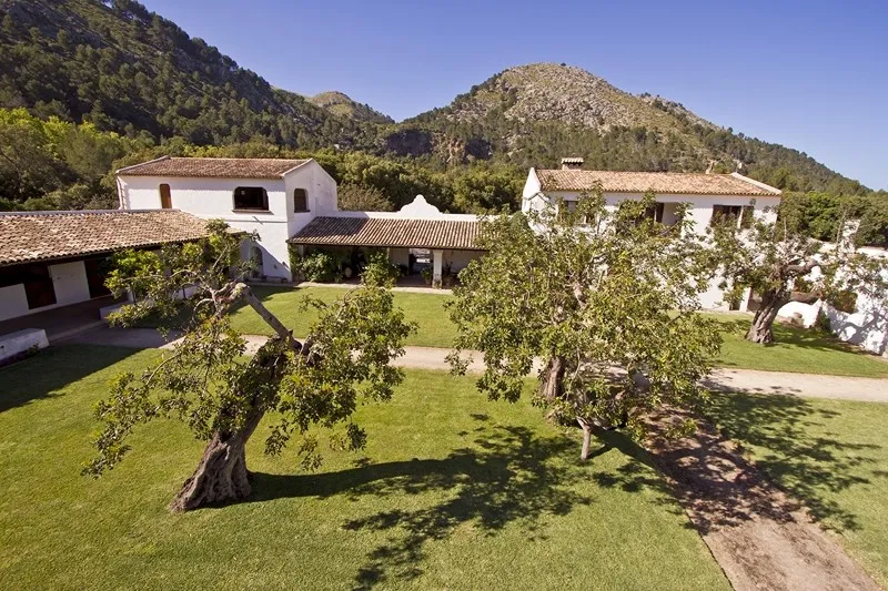 Magnificent exclusive property for sale in Pollensa set in Vall den March — photo 1