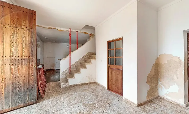 Large traditional house to renovate in Ses Alqueries — photo 8