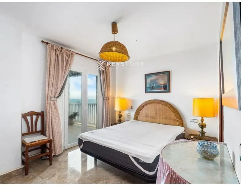Attractive apartment for rent in S'Arenal, Llucmajor, offering an ideal combination of space, light and sea views — photo 8