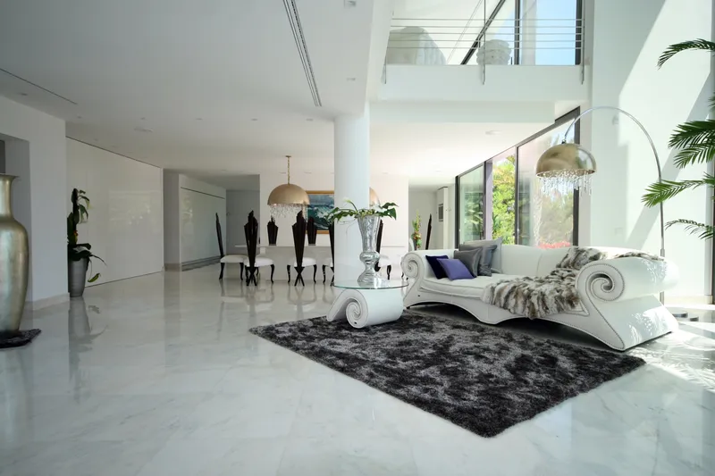 Modern luxury family villa — photo 10