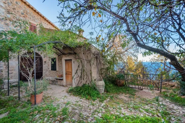 Historic country estate with incredible sea views for sale in Son Coll, Deià, Mallorca — photo 7