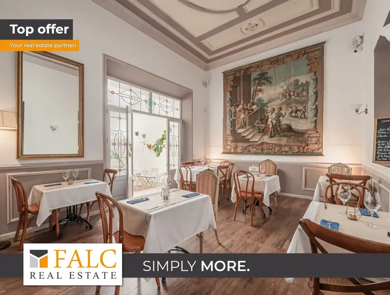 Fantastic manor house with café in Sóller, very close to the main square, the picturesque center and several services — photo 1