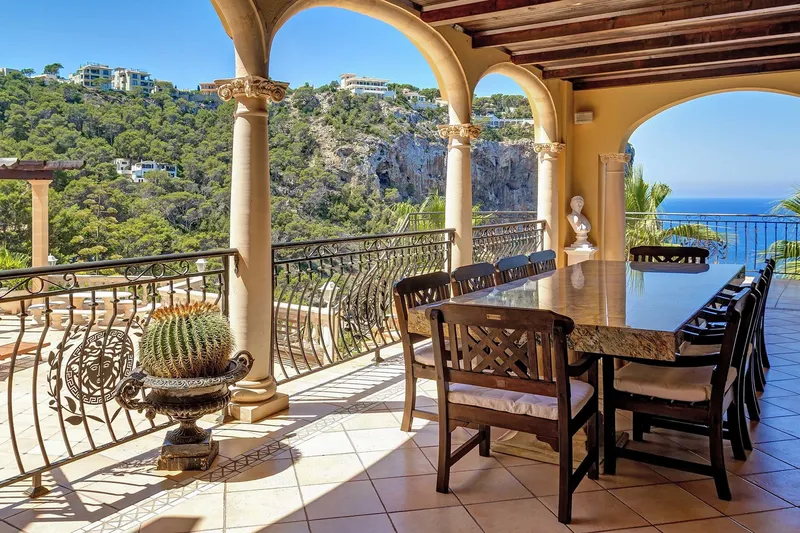 Luxury estate with spectacular sea views — photo 5