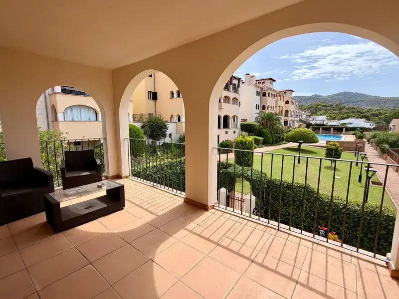 Located in a residential complex in Sant Elm, we find this cozy one-bedroom apartment with a large terrace and sea views. — photo 1