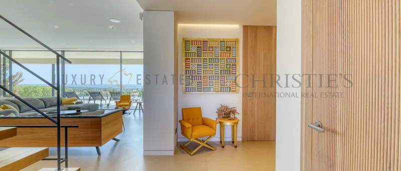 Contemporary villa in Sa Cabaneta with panoramic sea and mountain views — photo 6