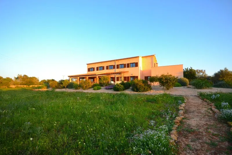 Elegant Finca of approx. 400 m2 in a quiet location near S Amarrador - Santanyi - F 44 — photo 3