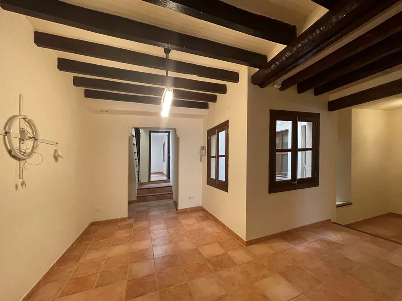 Building for sale, shop plus three storeys, 573 m², La Lonja, Palma Old Town. It has a tourist licence. — photo 5