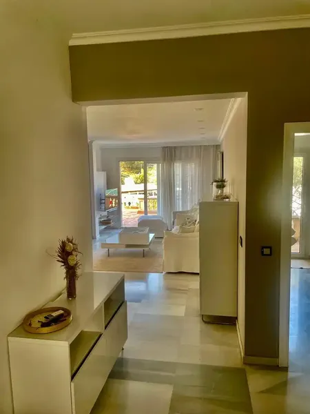 Seafront house in Cala Mendia – Long-term rental — photo 5