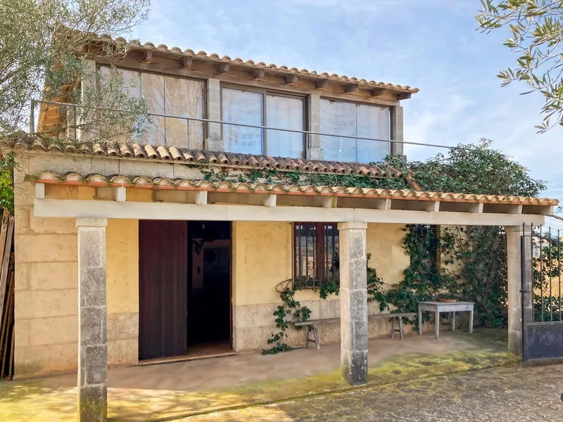 House with estate and impressive views to renovate — photo 1