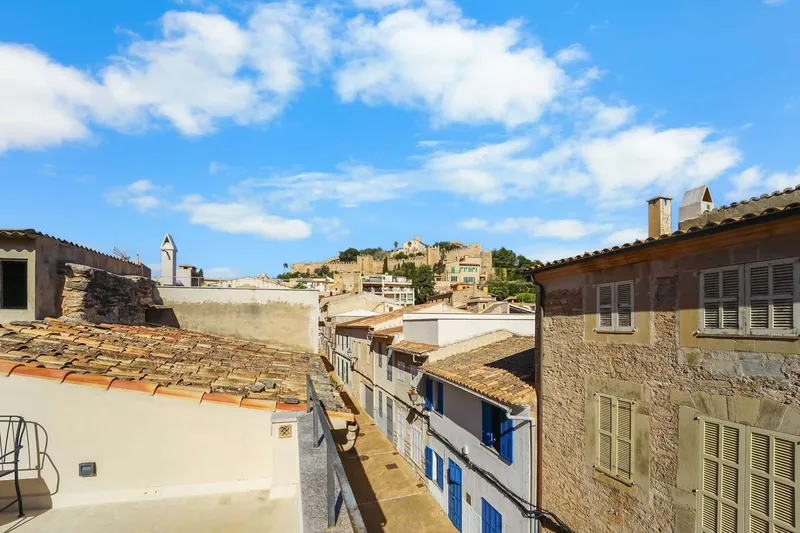 Elegant townhouse with rooftop terrace and views of the Castell of Capdepera — photo 11